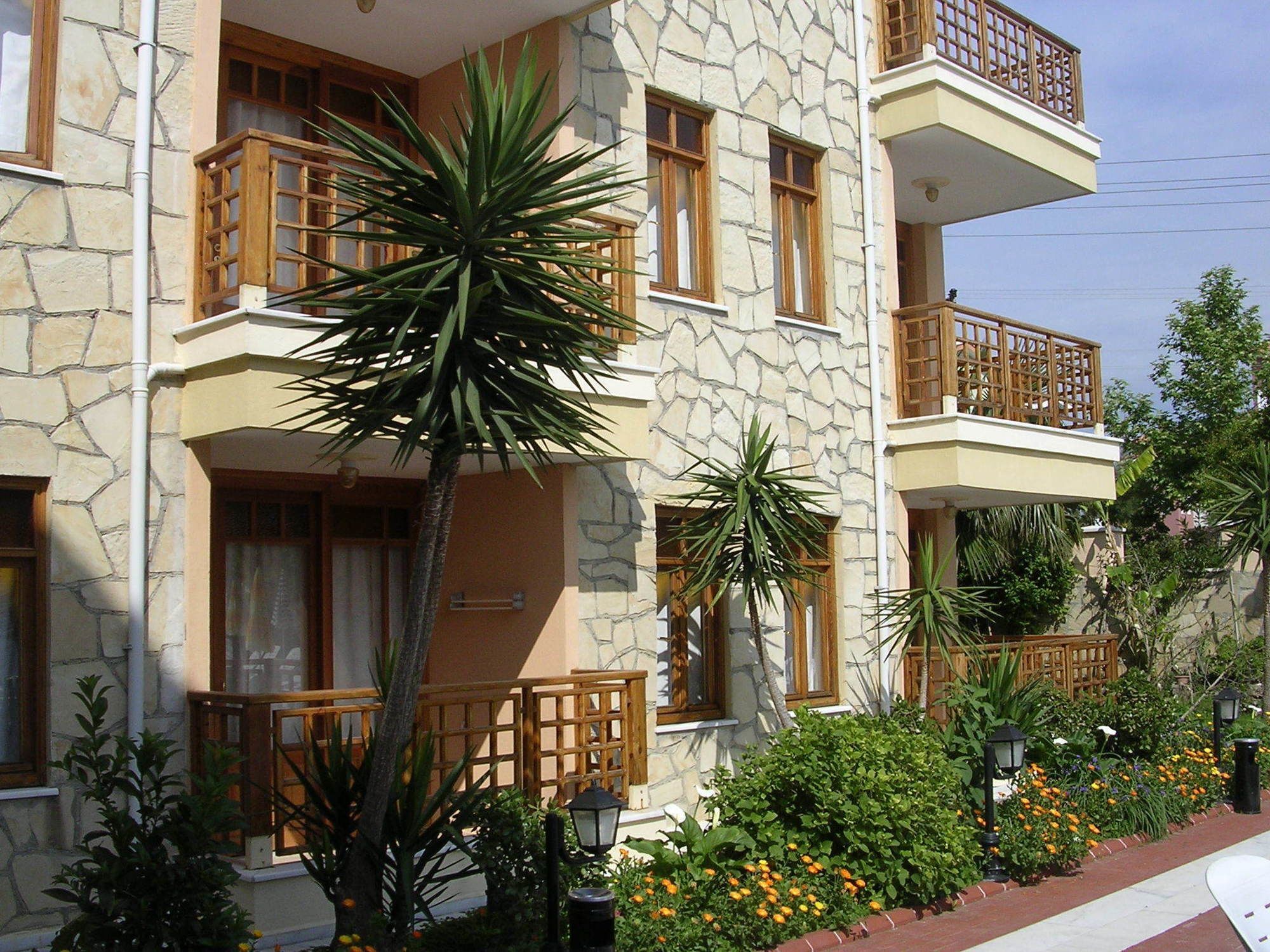 Nar Apart Hotel Side Exterior foto